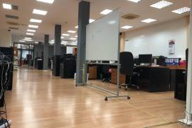 RIJEKA, Centar, uredski prostor u poslovnoj zgradi 1264 m2, 1264 , Iznajmljivanje, Rijeka