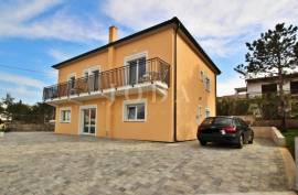 KRK, ŠILO, kuća 50m od mora, 250 , Dobrinj