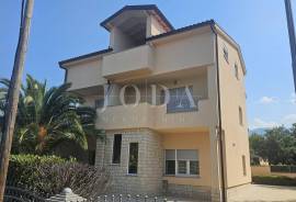 , Crikvenica, Prodaja