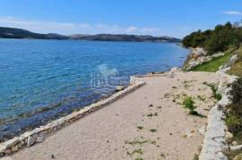 Šibenik/Poljoprivredno zemljište 15 000 m² uz more, 15000 , Šibenik
