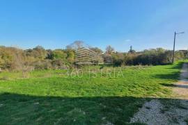 Ekskluziva! lijepo kombinirano zemljište okruženo prirodom, 2300 , Poreč