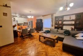 KUĆA+GARAŽA, PRODAJA, ZAGREB, ČRNOMEREC, 209 m2, 209 , Črnomerec