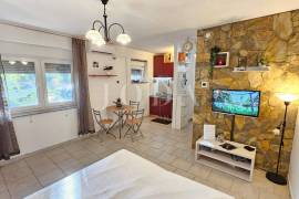 Stanovi, Senj, Prodaja