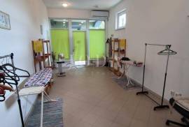 Poslovni prostor na odličnoj lokaciji u Novom Vinodolskom, 80 , Prodaja, Novi Vinodolski