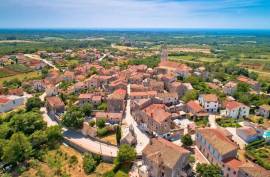 Građevinsko zemljište na predivnoj poziciji, stambene namjene, Poreč okolica, 870 , Poreč