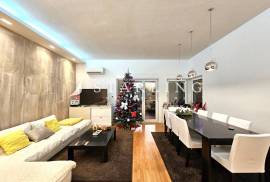 KUĆA, PRODAJA, ZAGREB, GORNJI BUKOVAC, 240 m2, 4s, 240 , Maksimir