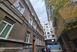 Trosoban renoviran stan Centar, Jezero, 54 m2, Sarajevo – Centar