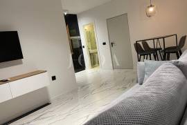 Crikvenica objekt sa 4 stana, 180 , Crikvenica